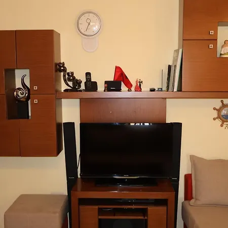Greta's - City Center Apartment *